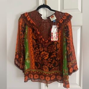 FARM Rio Lace Mix Blouse NWT Size XS